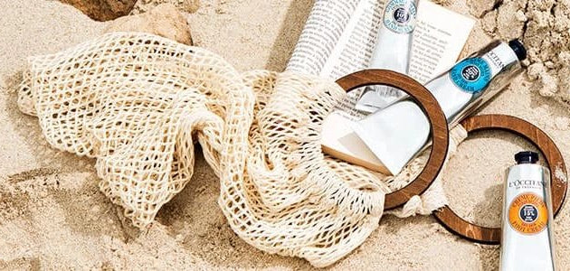 Crema de manos con almendra para clima cálido, hidrata y ayuda a prevenir manchas causadas por el sol.