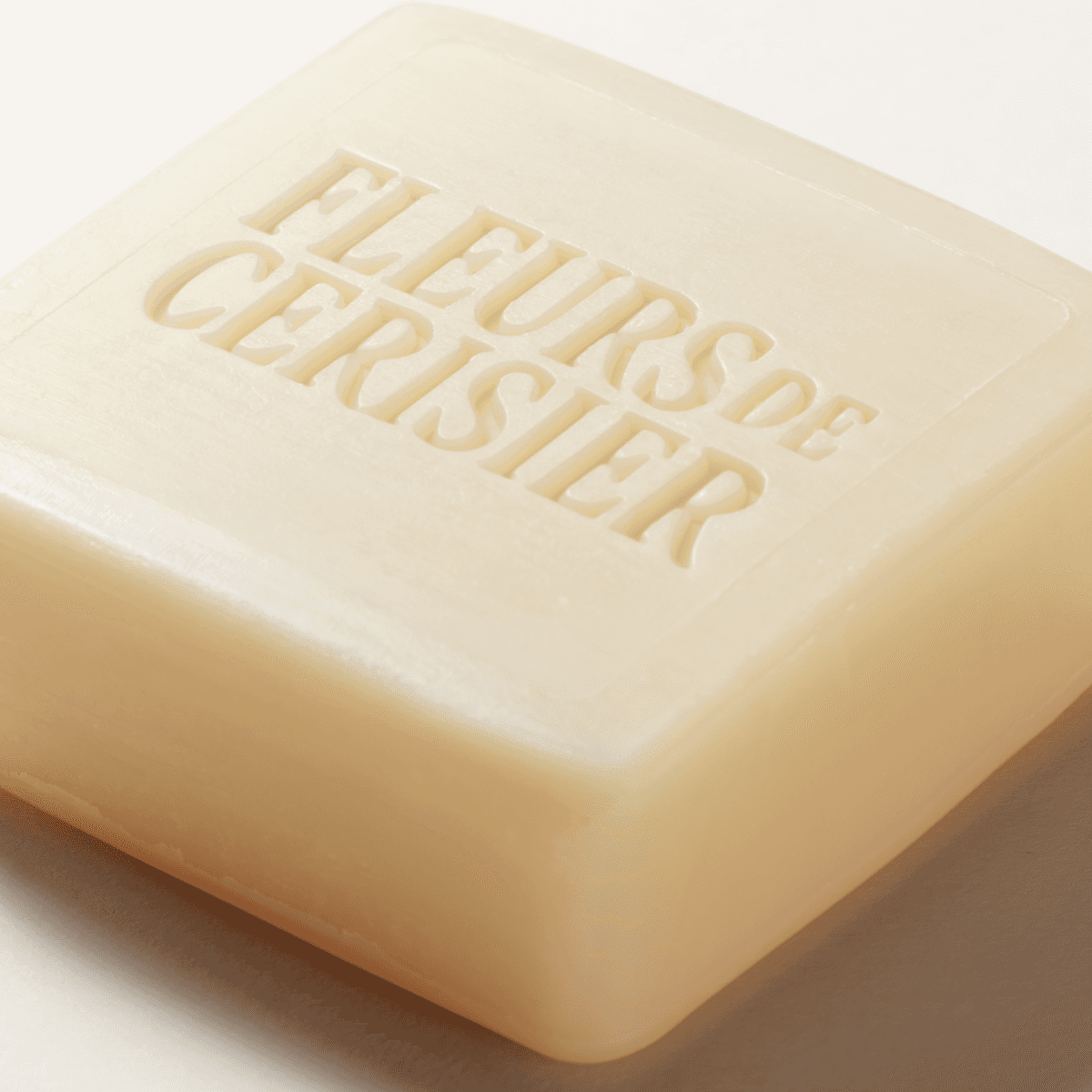 Fleurs de Cerisier perfumed hand soap